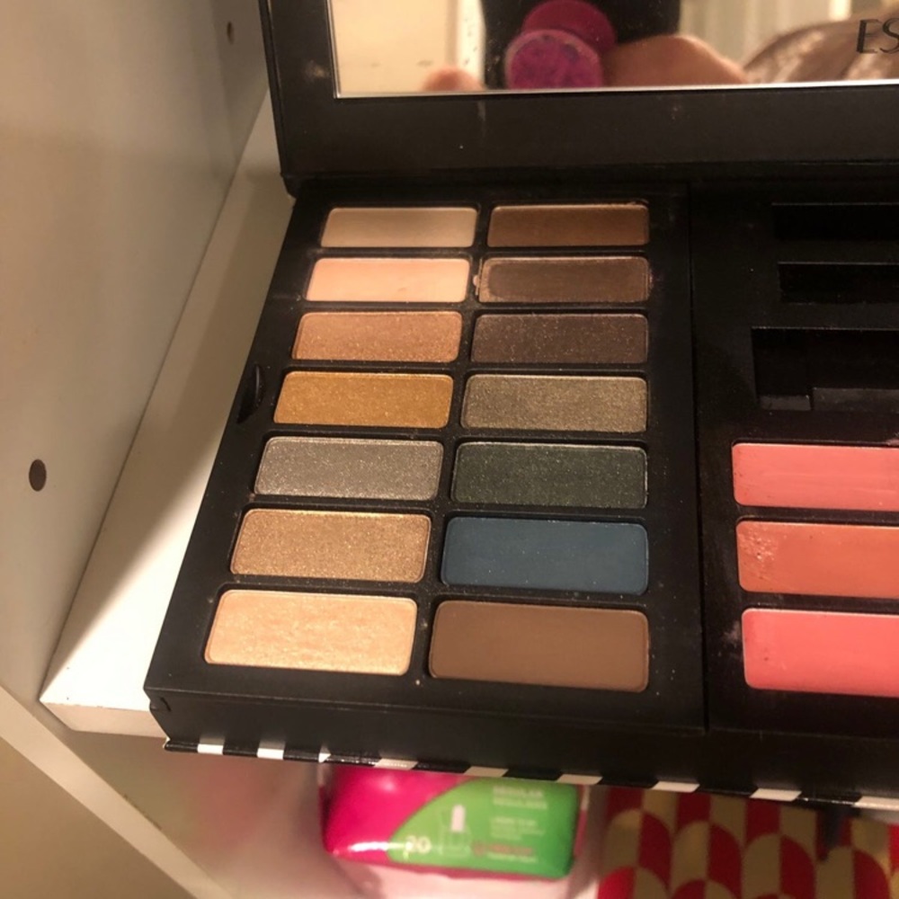 💋💄Make up Extravaganza💄💋 - Picture 6 of 9